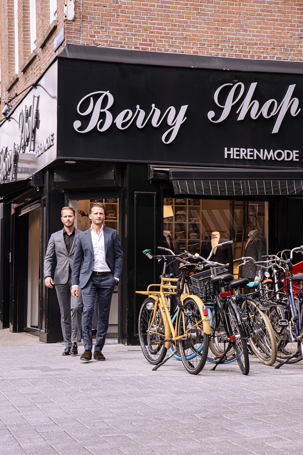 Photo and video production for Berry Shop by Dutch Fellow